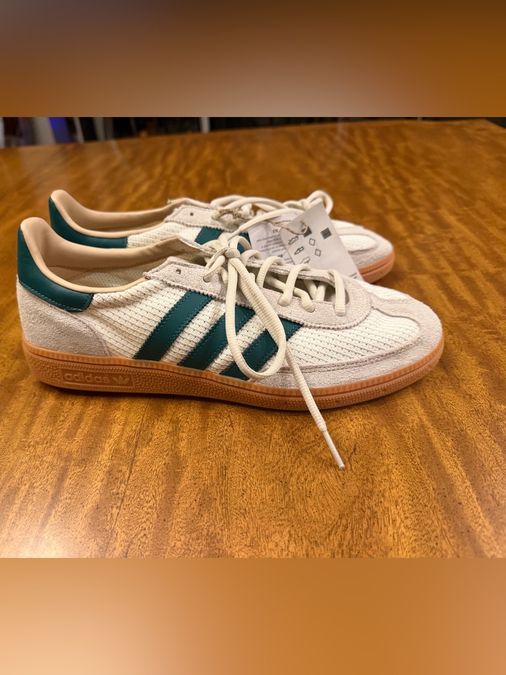 ADIDAS men’s Handball Spezial Off White Collegiate Green Men's Size 8.5 Flawed
